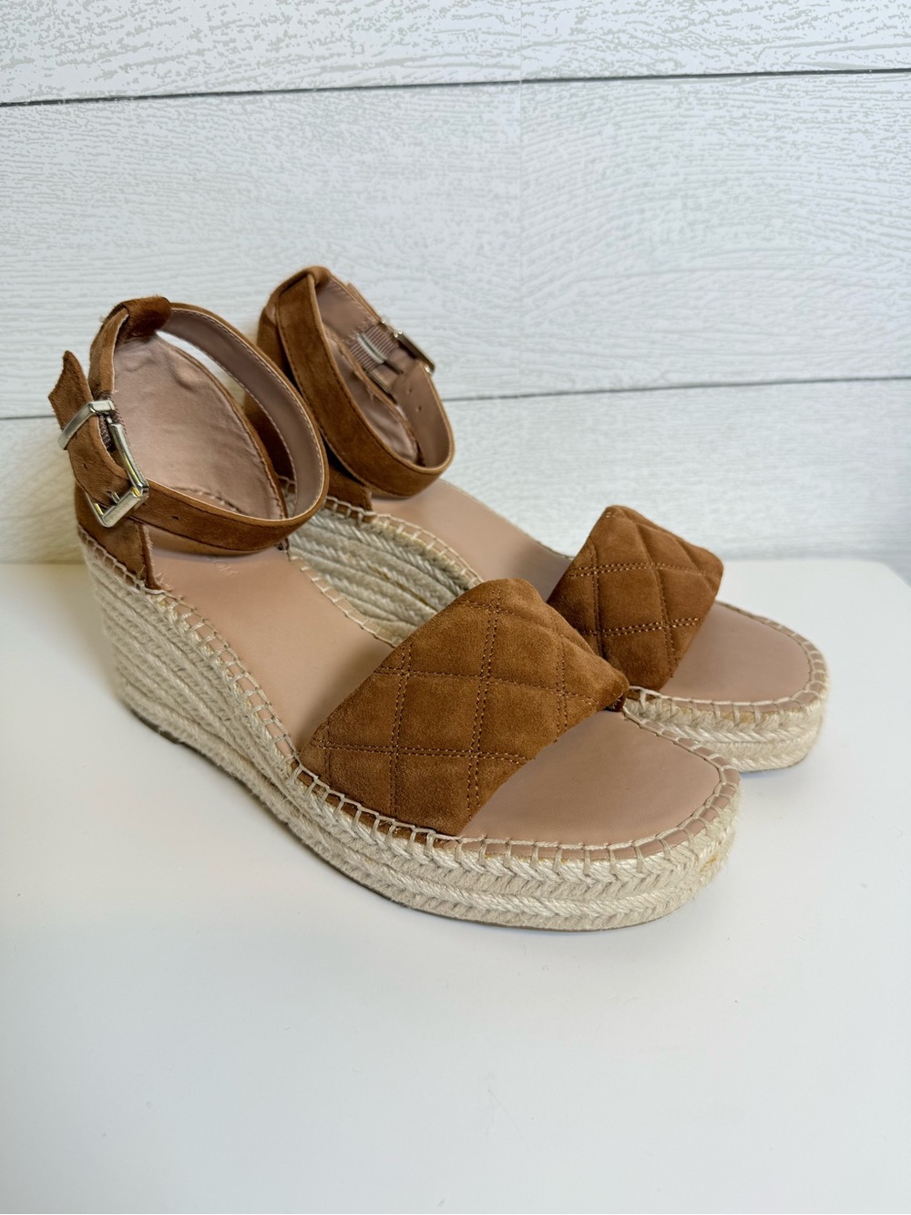 Nordstrom Carmen Tan Suede Espadrille Platform Wedge Quilted Sandals Size 7.5